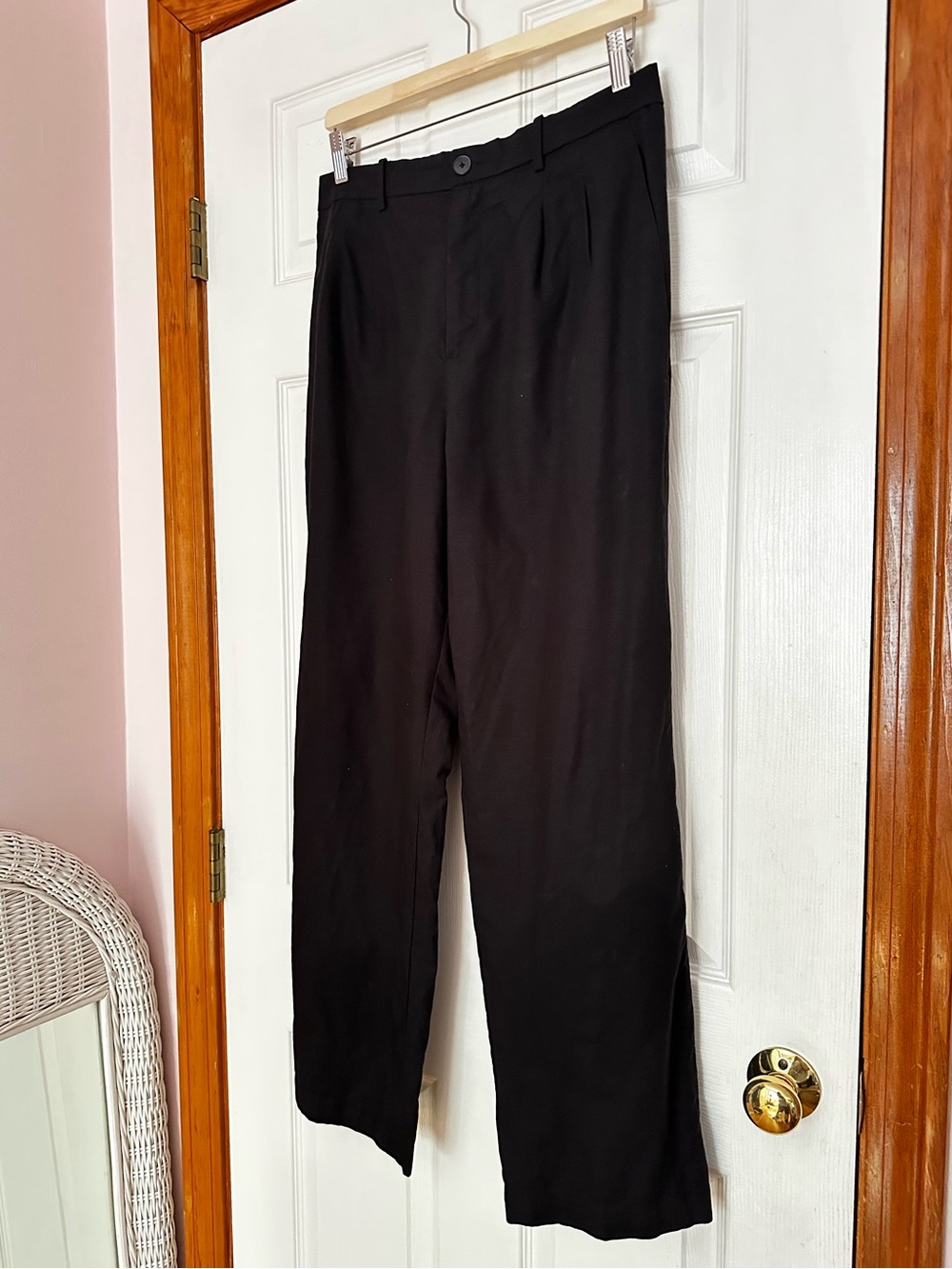UNIQLO Linen Blend Pleated Wide Leg Trouser - Black